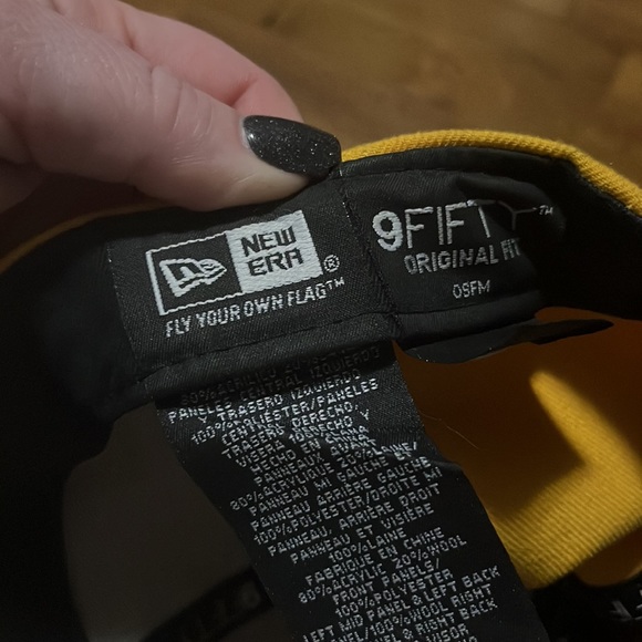 Cleveland Cavs Cavaliers Hat Maroon Yellow Gray Snapback 9Fifty New Era hat cap - Picture 9 of 11